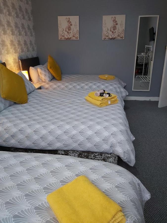 The Vale Apart Hotel Кингстън ъпон Хъл Екстериор снимка