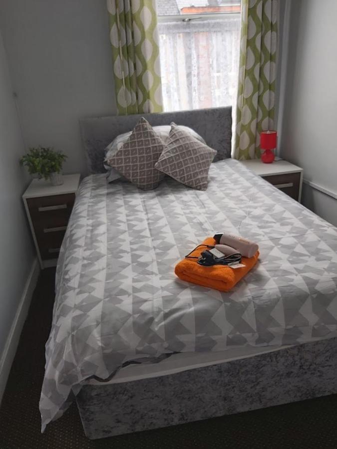 The Vale Apart Hotel Кингстън ъпон Хъл Екстериор снимка