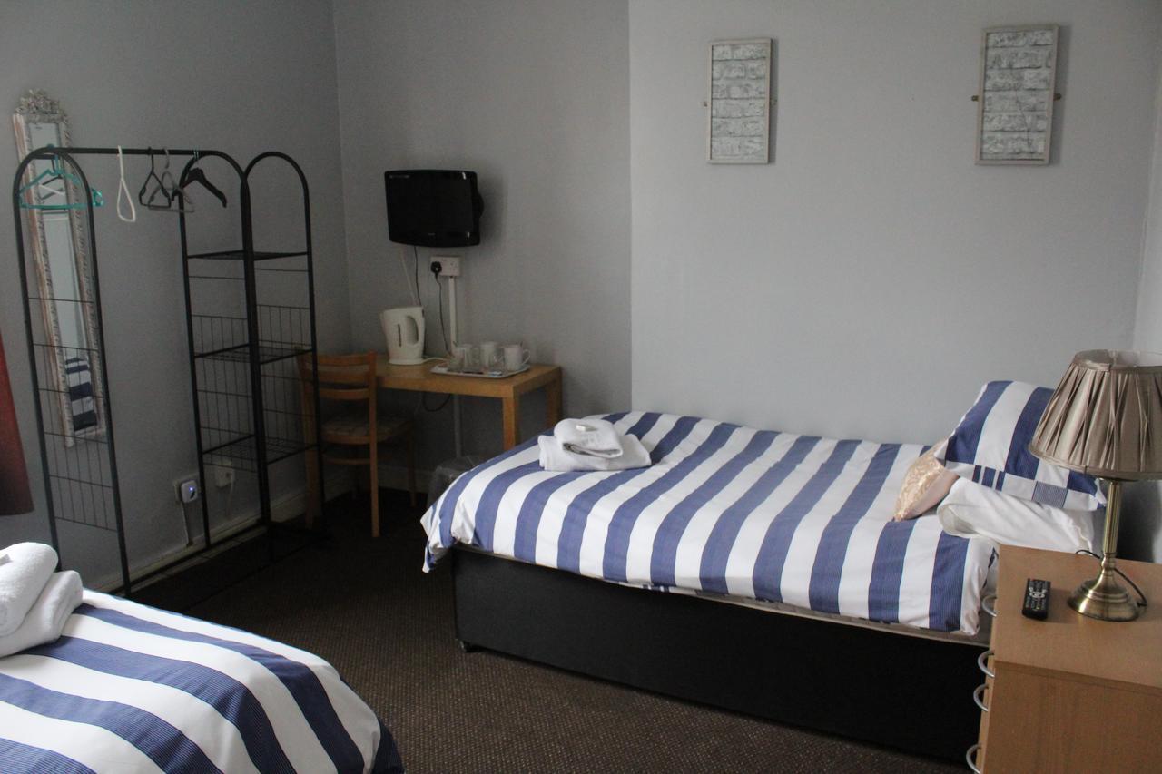 The Vale Apart Hotel Кингстън ъпон Хъл Екстериор снимка