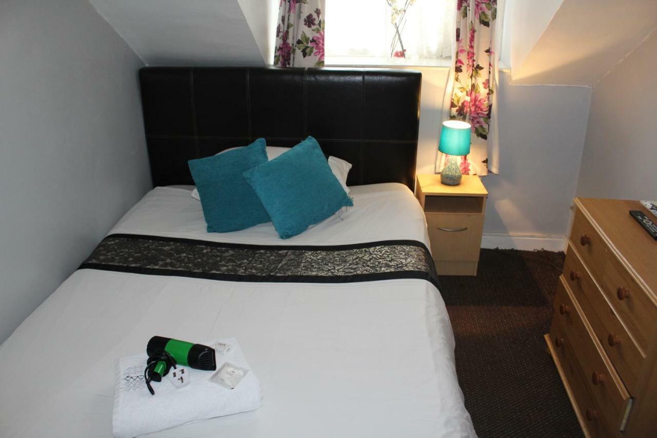 The Vale Apart Hotel Кингстън ъпон Хъл Екстериор снимка