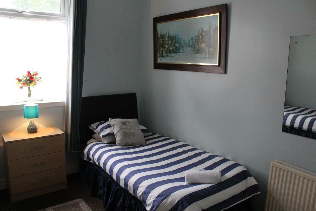 The Vale Apart Hotel Кингстън ъпон Хъл Екстериор снимка