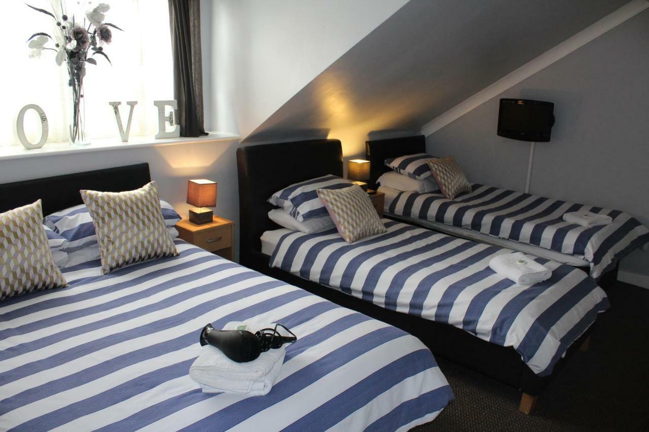 The Vale Apart Hotel Кингстън ъпон Хъл Екстериор снимка